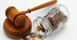 بهترین وکیل مالی در اصفهان