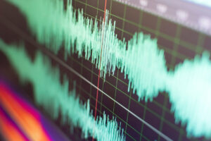 آیا ضبط صدا می تواند دلیل در دادگاه خانواده باشد؟