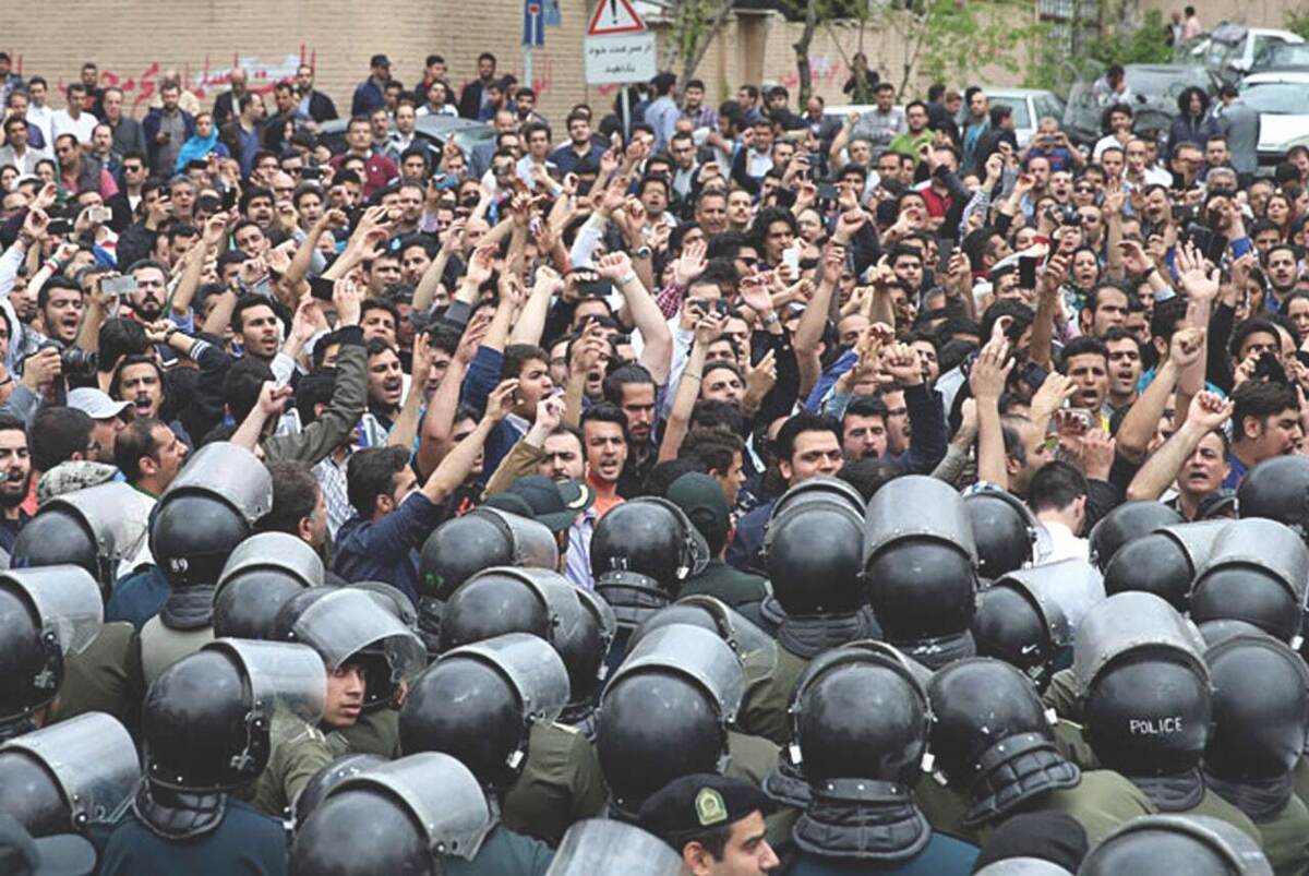 مجازات‌ها و عواقب قانونی اعتراضات در ایران